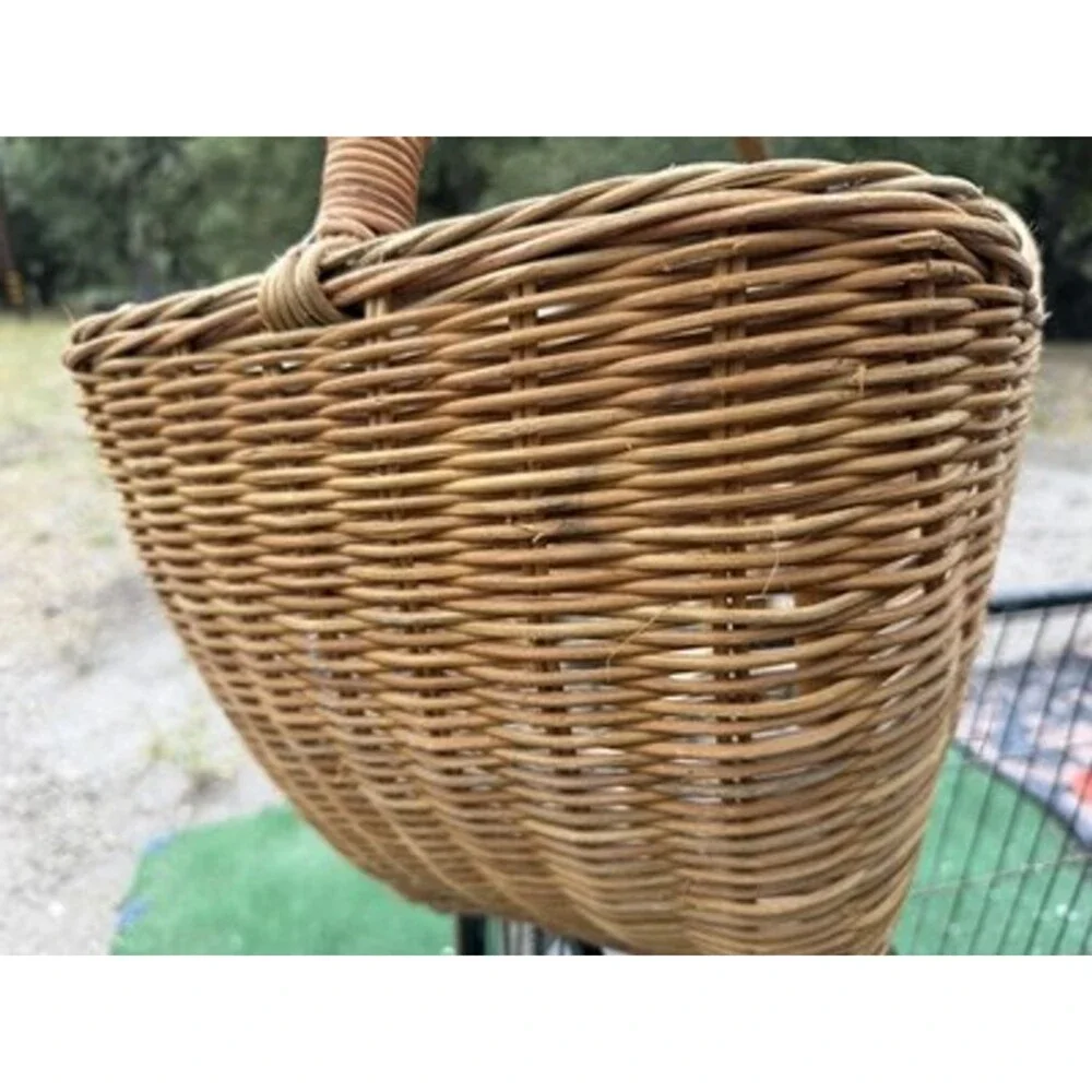 VNTG XL Wicker Magazine/Towel Holder Boho Mid Century Modern MCM 21”L-14”W-18”H